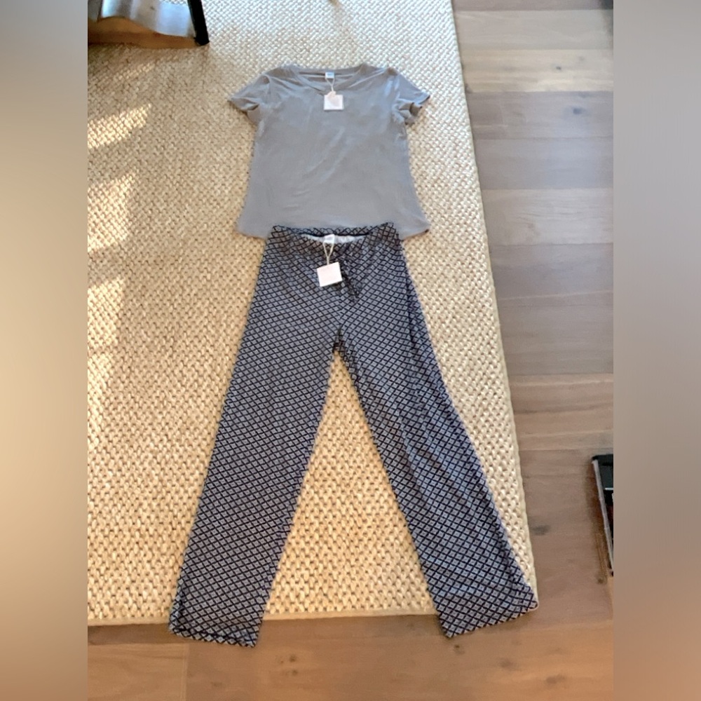 NWT Mia & Tess Pajama Set - M